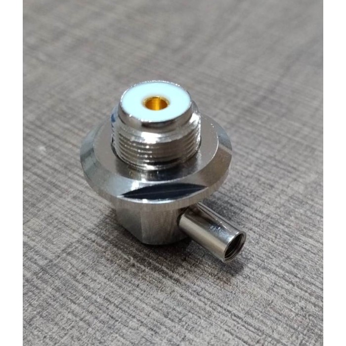 CONNETTORE CENTRO TETTO A 90 GRADI SO239 A VITE PER RG58/RF195