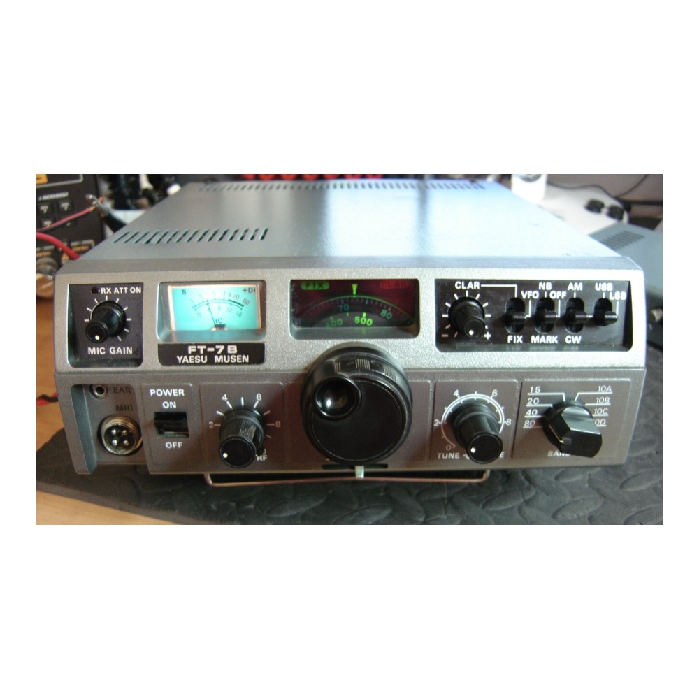 YAESU FT-7B HF 80-10 MT AM/SSB/CW