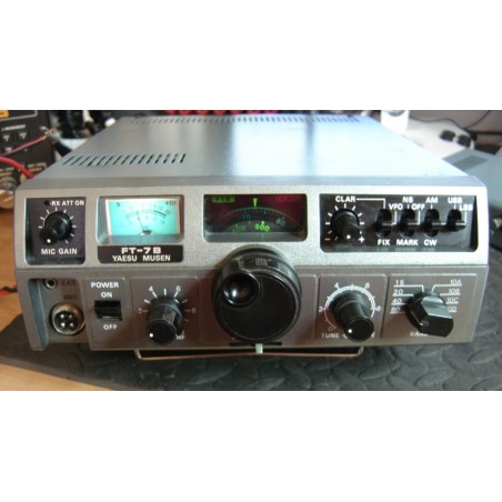 YAESU FT-7B HF 80-10 MT AM/SSB/CW