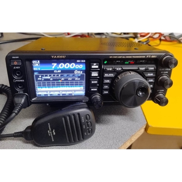 YAESU FT-991 RTX HF/50/VHF/UHF ALLMODE - C4FM -  QUASI PARI AL NUOVO CON IMBALLO